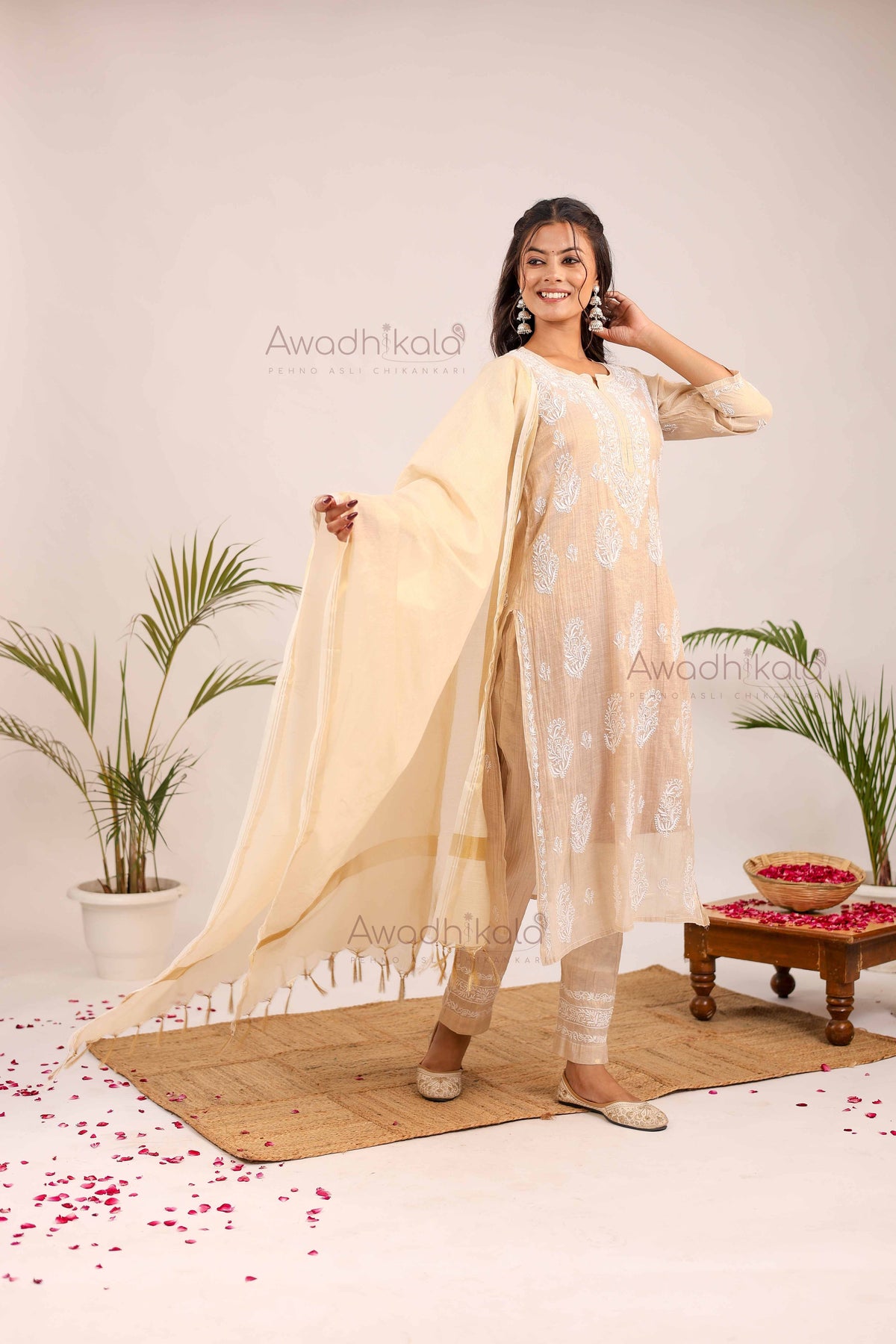 Siya Tissue Set- Beige