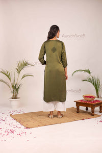 Inayat Modal Satin Kurti- Green