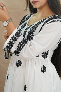 Navya Mulmul Cotton Kurta Set- White