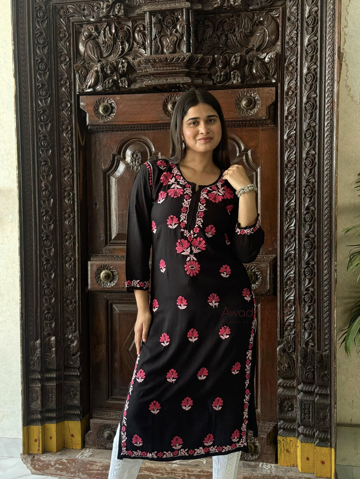 Aaira Rayon Multi Thread Kurti- Pink