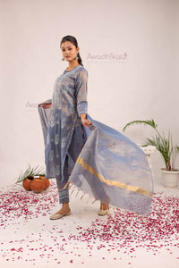 Siya Tissue Set- Blue