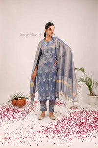 Siya Tissue Set- Blue